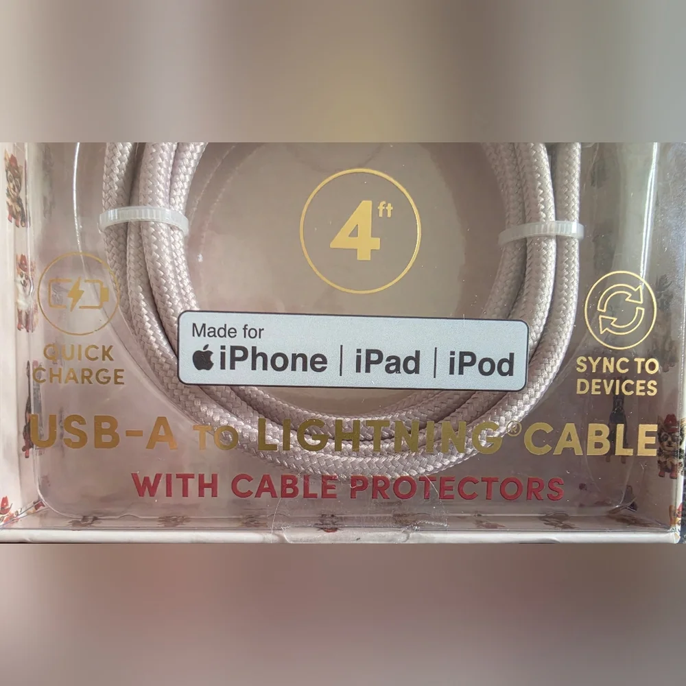 XO Poppy USB - A Lightning Cable with Red Boot Protectors